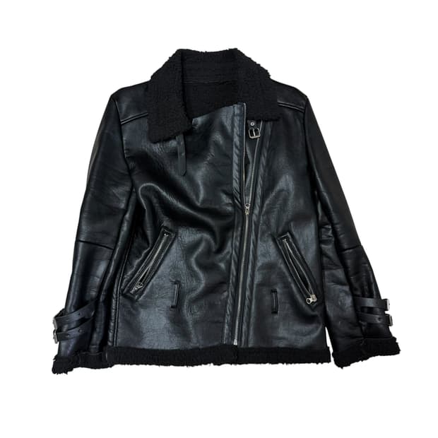 페이크 레더 무스탕 자켓
