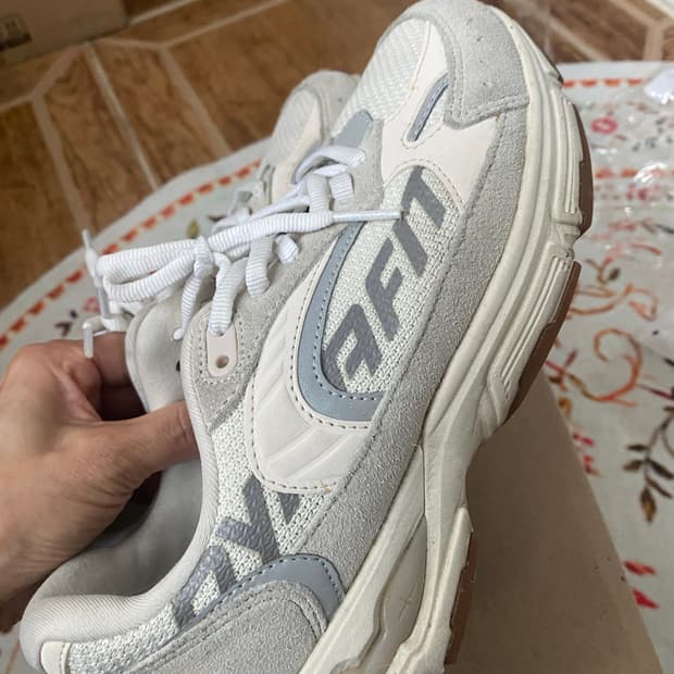 다이나핏 러스터 LUSTER 운동화 240mm