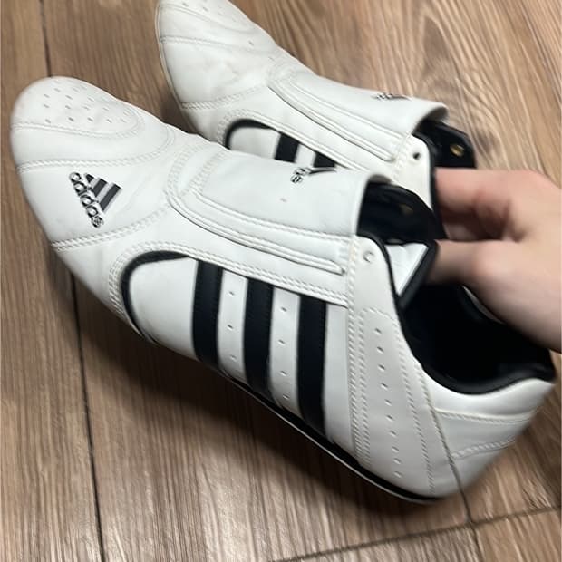 ADIDAS TAEKWONDO