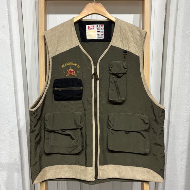 에코언리미티드 베스트 집업