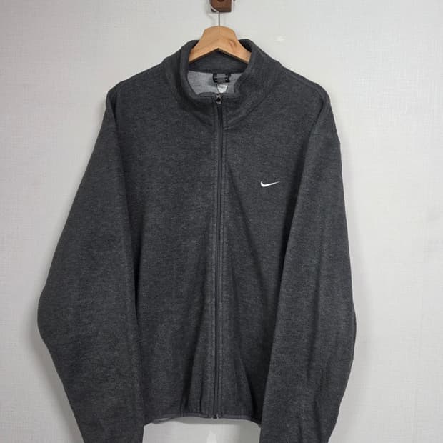 나이키 스몰 스우시 후리스 L