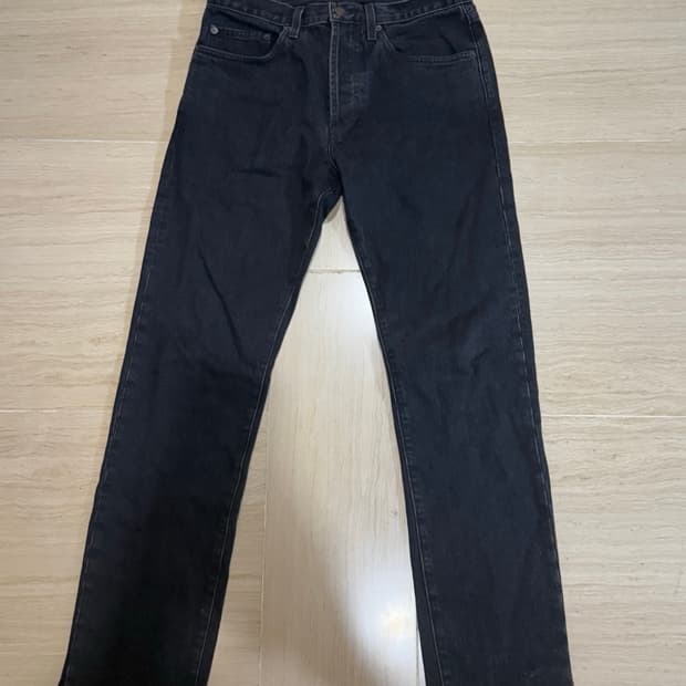 슈프림 디스트레스드 블랙탭 슬림핏 블랙진