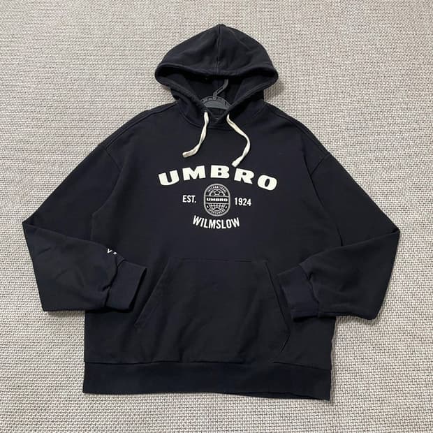 엄브로 후드 7158