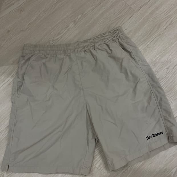 뉴발란스 클래식 쇼츠