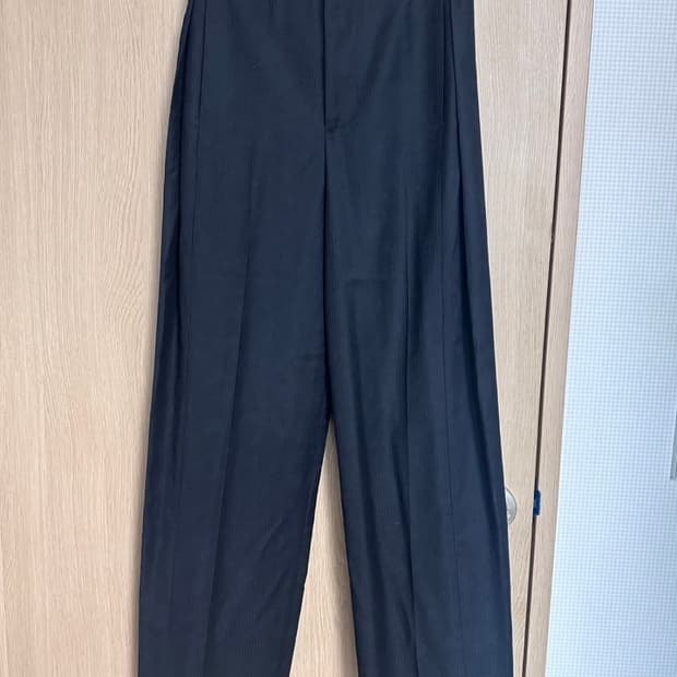 아더에러 ARKOR 세미와이드 슬랙스 A1사이즈