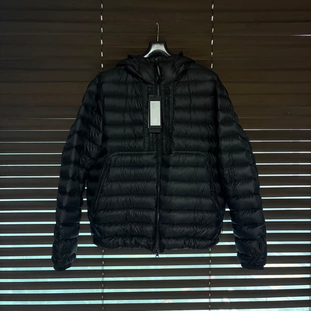 [XL] C.P. 컴퍼니 D.D. 쉘 고글 다운 자켓 블랙 - 24FW