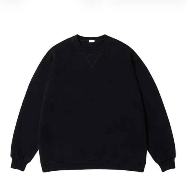 A.PRESSE 아프레쎄 26SS 빈티지 더블 V 스웻 블랙