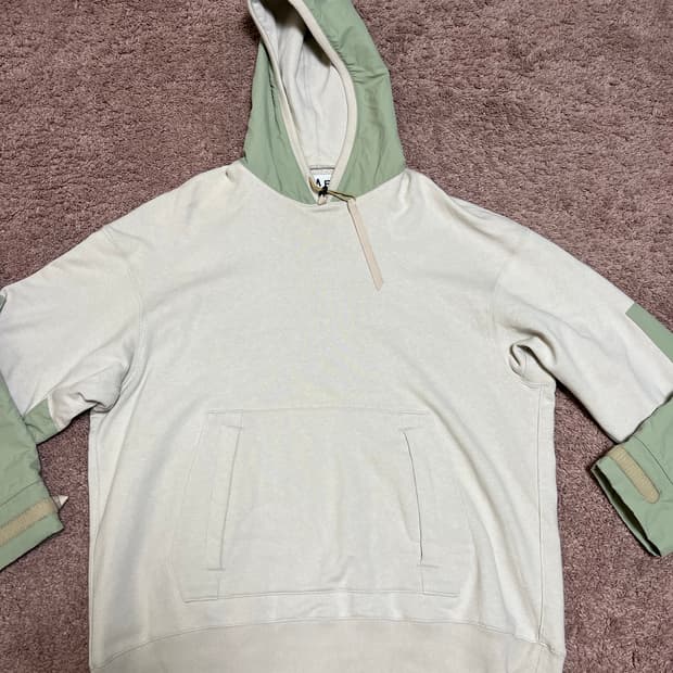 cmf 콤피 아웃도어 후드 (새상품) japan