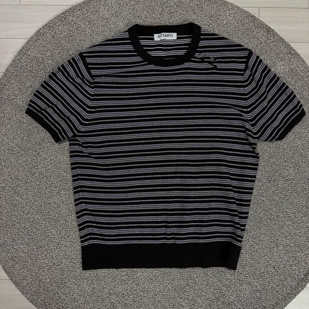 인템포무드 / 니트반팔