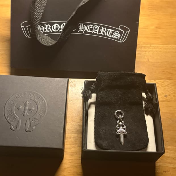 크롬하츠 s대거 펜던트