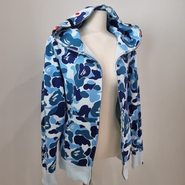 베이프 후드집업