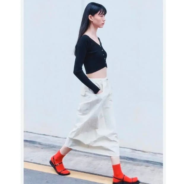 1) 구호 플러스 스커트 치마