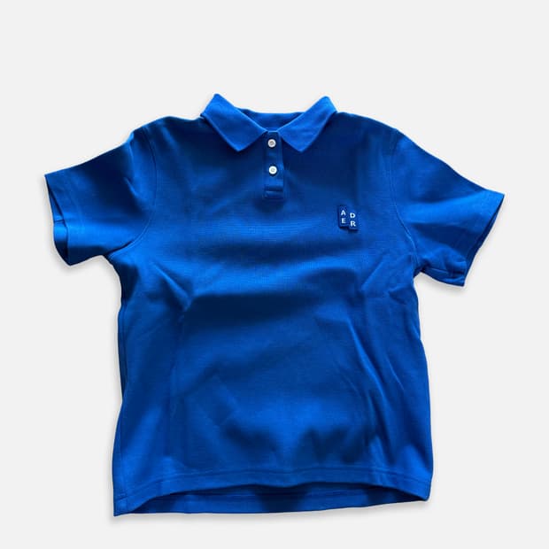 아더에러 반팔 카라티