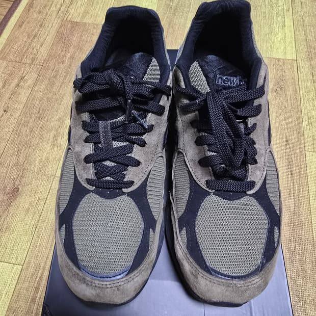 뉴발란스 x JJJ자운드 990v3 브라운 블랙