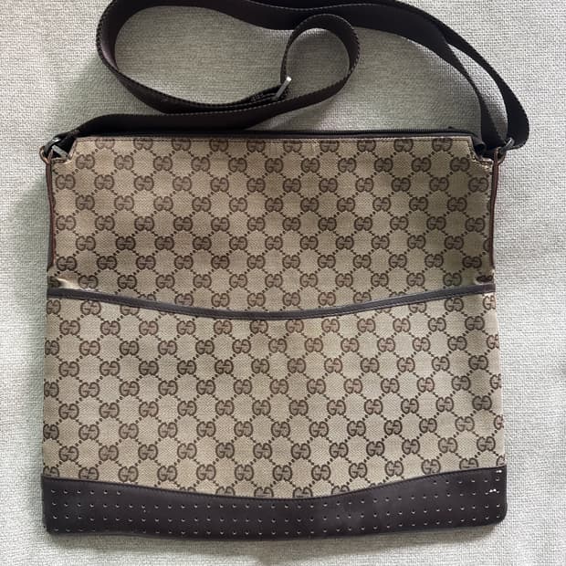 Gucci 구찌 GG 캔버스 숄더 백 브라운