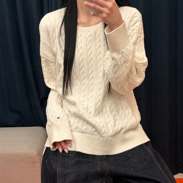 타미힐피거 아이보리 니트 