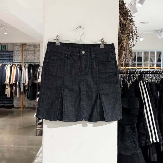 폴로 진스 흑청 플리츠 미니 스커트 