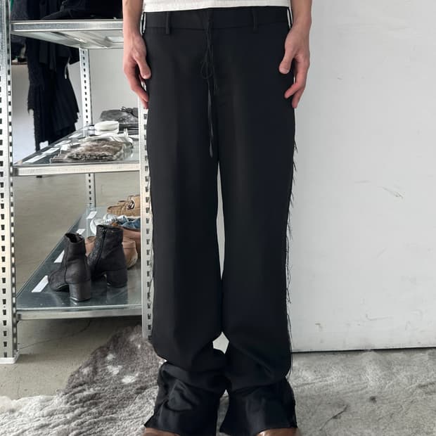 미도리카와 디스트레스 플레어 슬랙스