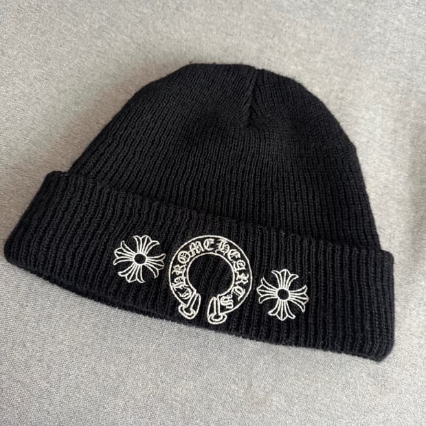 크롬하츠 홀스슈 비니 블랙