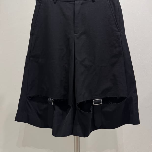 꼼데가르송 블랙 23aw 컷오프 버뮤다 팬츠