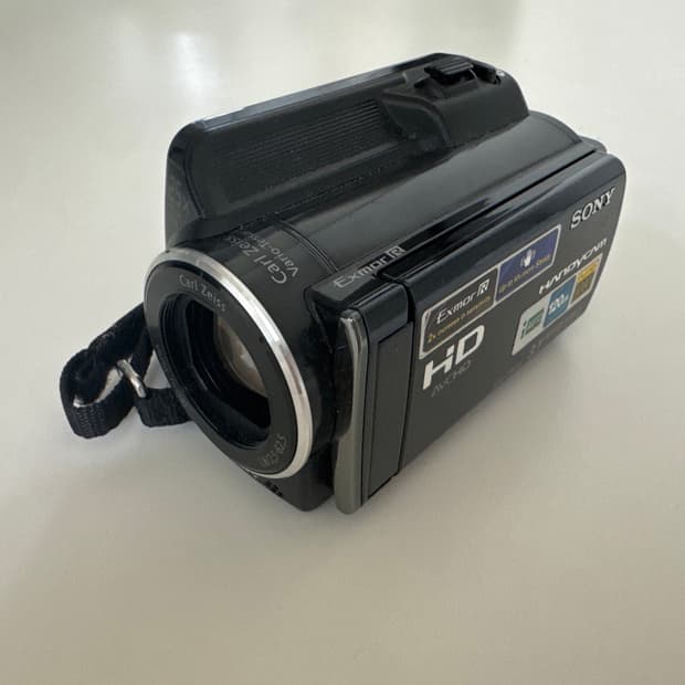 소니 HDR-XR150