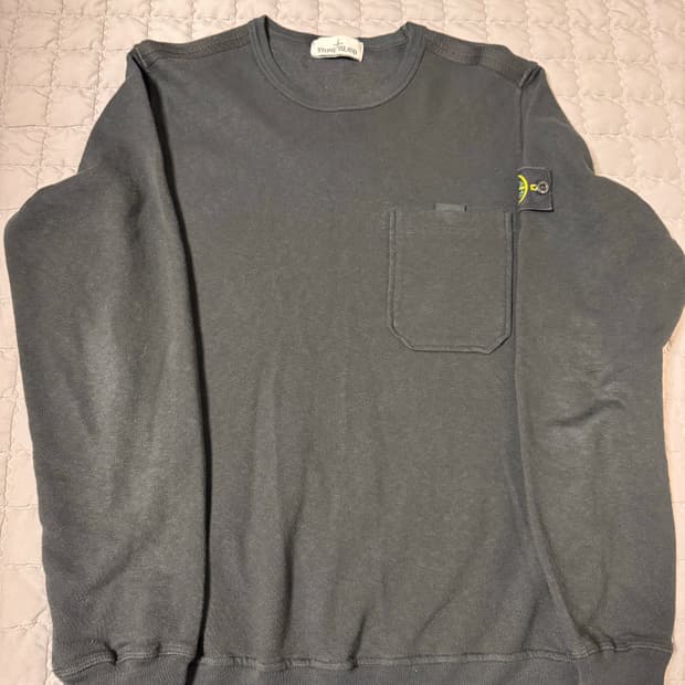 스톤아일랜드 포켓 맨투맨 m