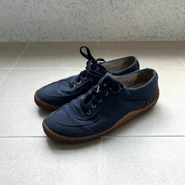 Comme des garcons shirt sneakers