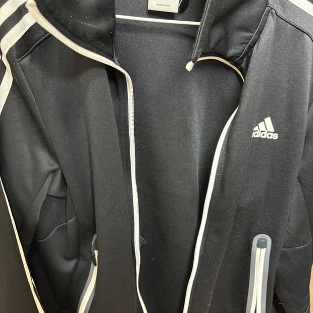 아디다스 트랙탑