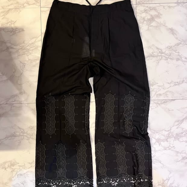 토가 자수 팬츠