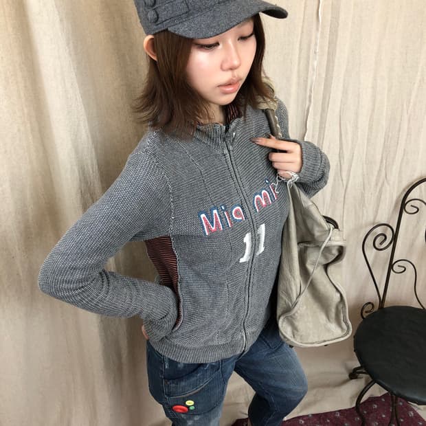 OLD BETTY’S 집업