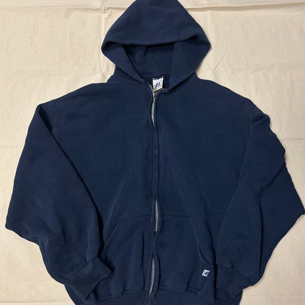 러셀 후드집업 네이비 색 판매!