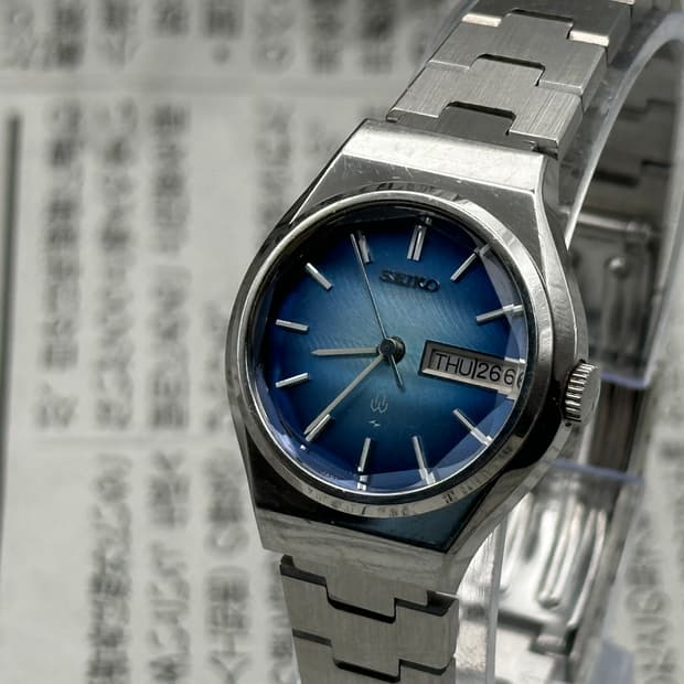 [1978년 빈티지] 세이코 쿼츠 10각 컷팅글래스 데이데이트 레이디스