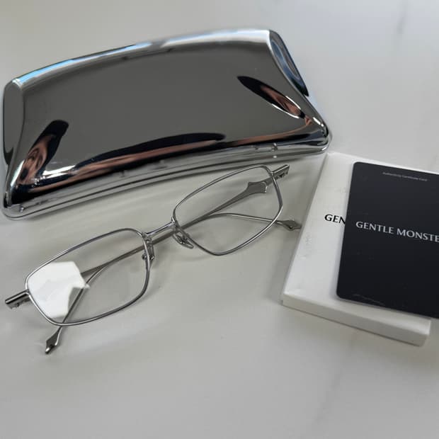 젠틀몬스터 사가02 saga-02