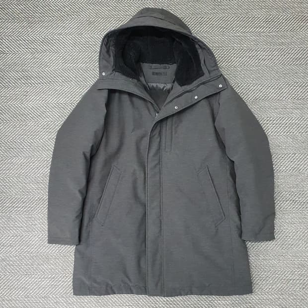 유니클로 오리털 겨울패딩 남자105