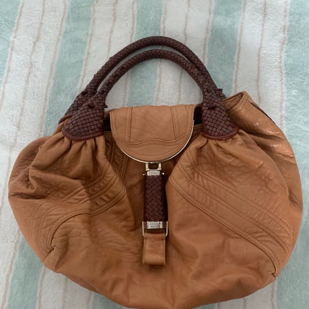 펜디 스파이백 정품