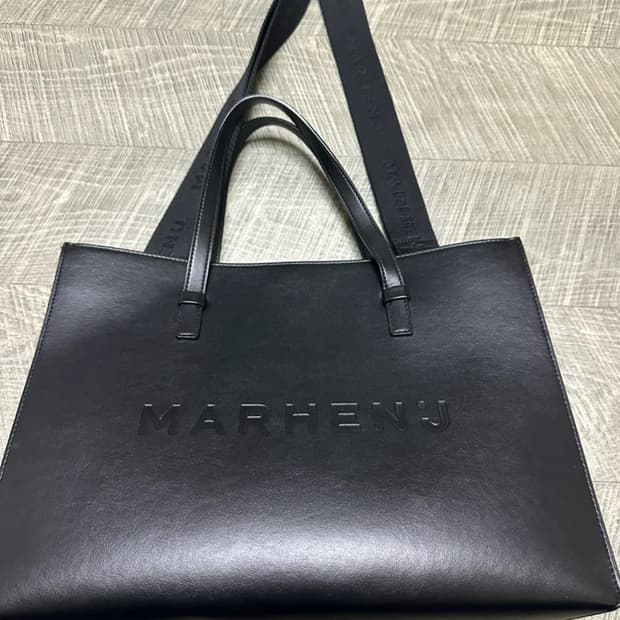 마르헨제이 블랙 토트백