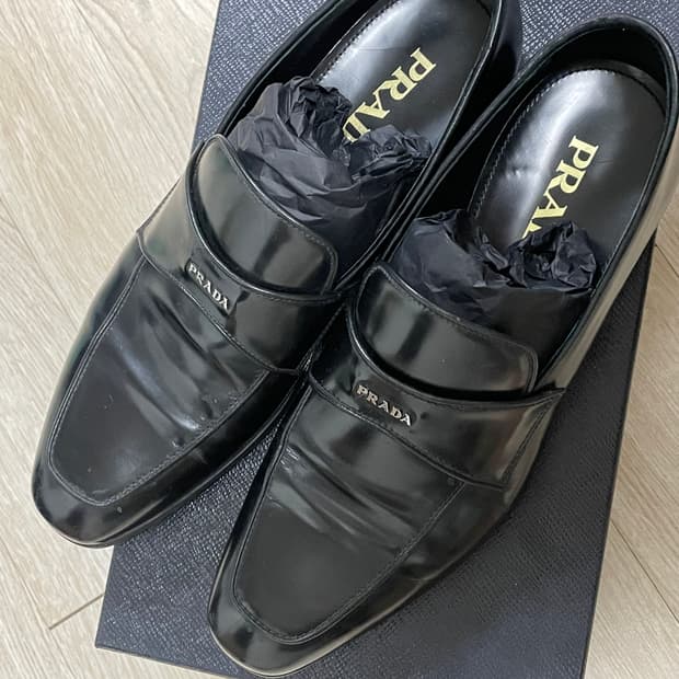 프라다 블랙 레더 로퍼