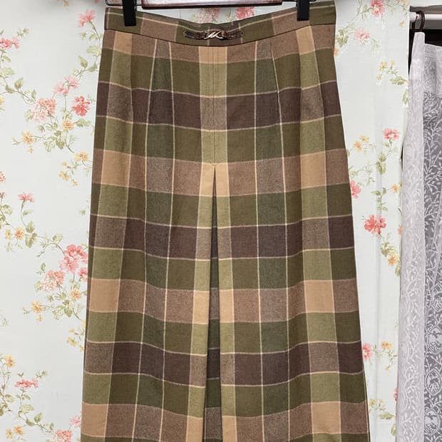 플래드 체크 미디 스커트