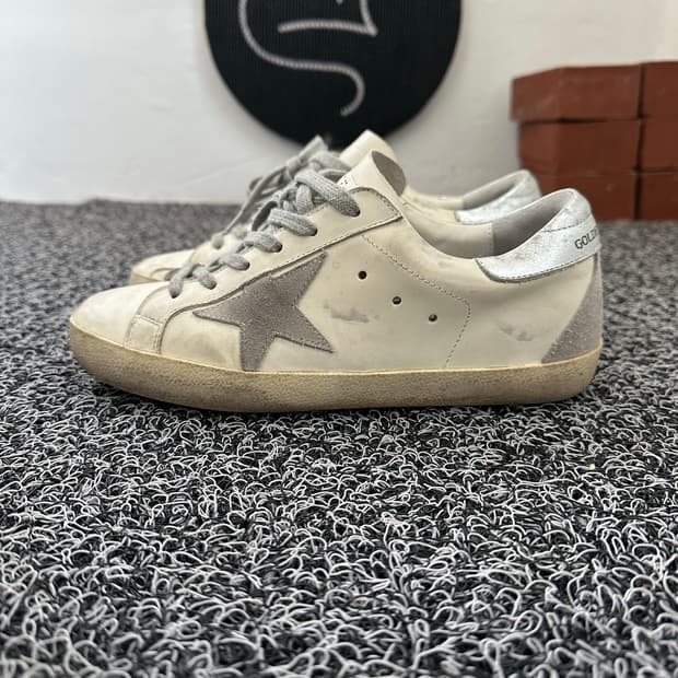 골든구스 슈퍼스타 스니커즈 37/235
