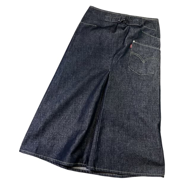 리바이스 엔지니어드 데님 스커트