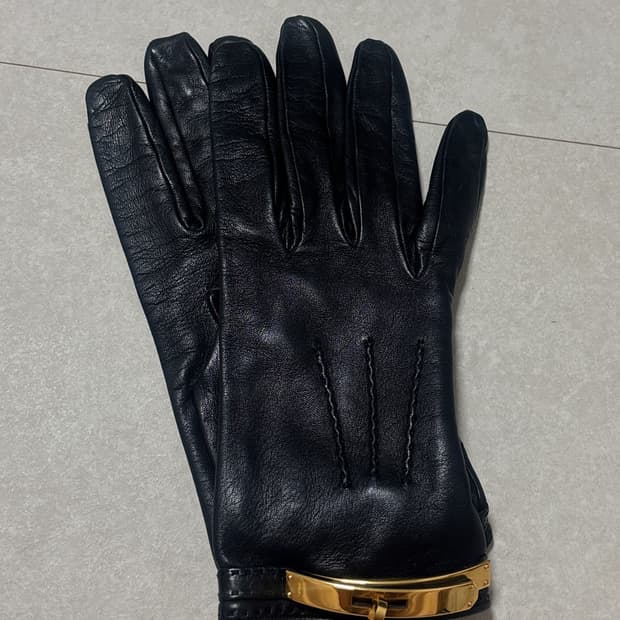 에르메스 블랙 금장 켈리 가죽장갑 여성 8사이즈