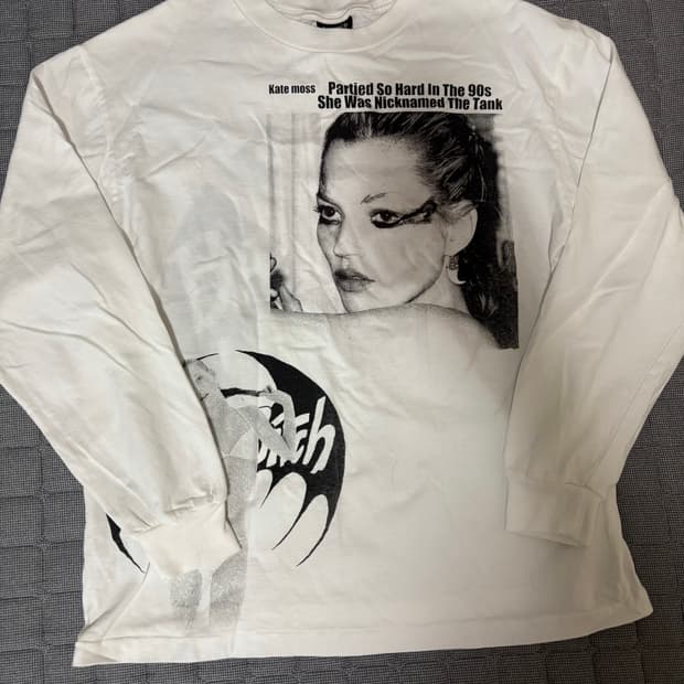 도넛리벤지 케이트모스 롱슬리브