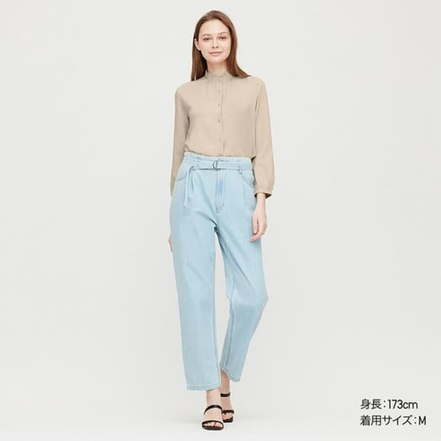 유니클로 레이온 프릴 블라우스