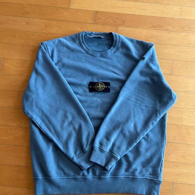 스톤아일랜드 맨투맨 m