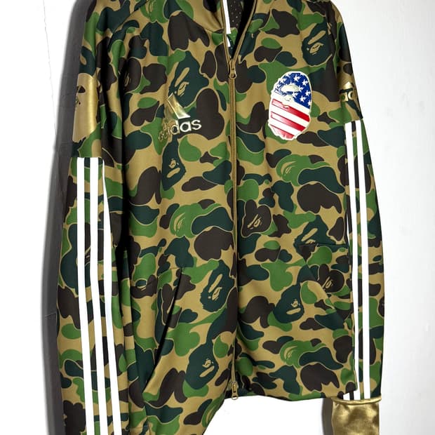 베이프 베이프샤크 베이프자켓 베이프아디다스 베이프후드집업 베이프샤크후드