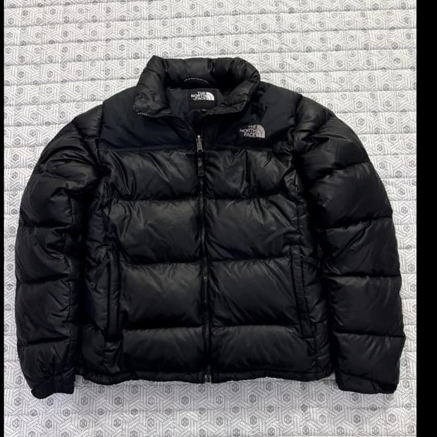 노스페이스 눕시 700 패딩 블랙 90