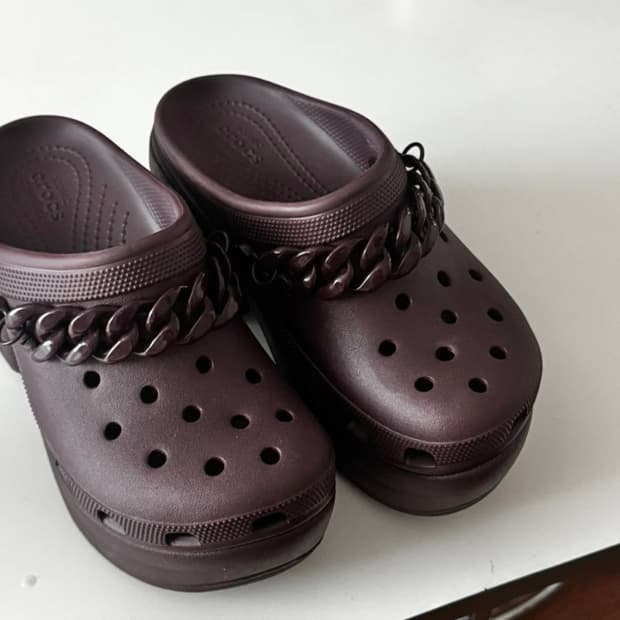 크록스 플랫폼 클로그 버건디 240