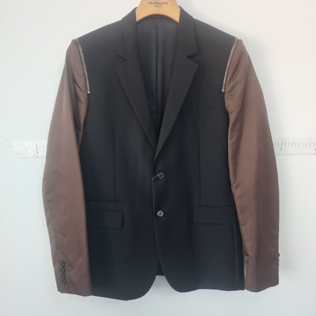 지방시 어깨지퍼 블랙 배색 자켓