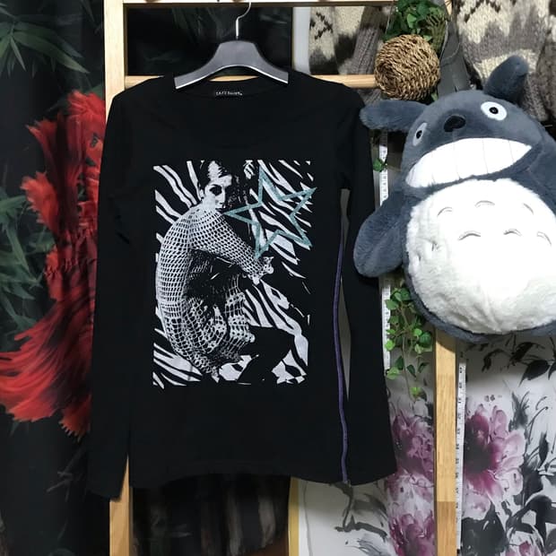 LAZY DAISY 펑크 프린팅 블랙 롱슬리브