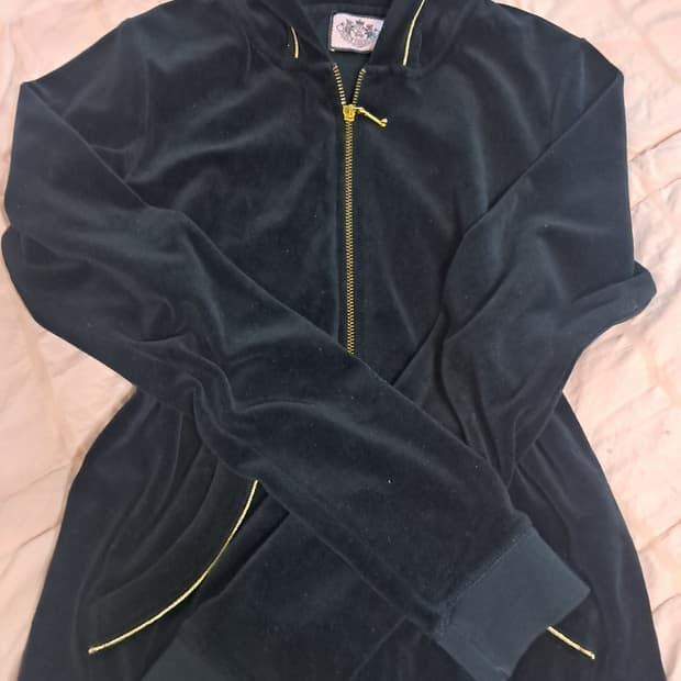 쥬시꾸뛰르 후드집업